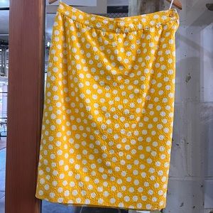Ungaro yellow polka dot skirt, vintage. Waist: 32” Hips: 42”